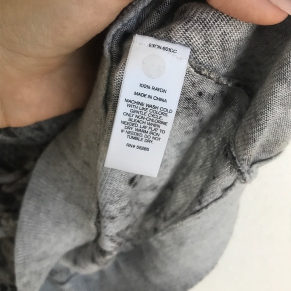 Express snakeskin tunic sweater - Picture 4 of 5